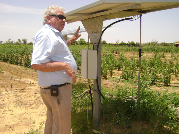 Dov Professor Dov Pasternak of ICRISAT